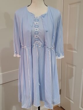 Lorraine Light Blue Two-Piece Peignore Set with Trim Detailing - Size M